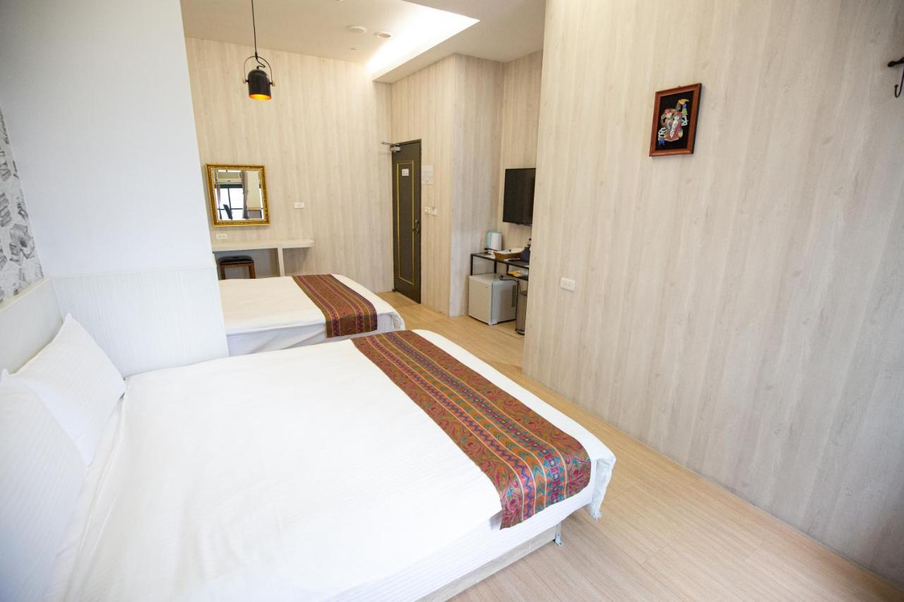 Jia-Jia Business Hotel Luodong Luaran gambar