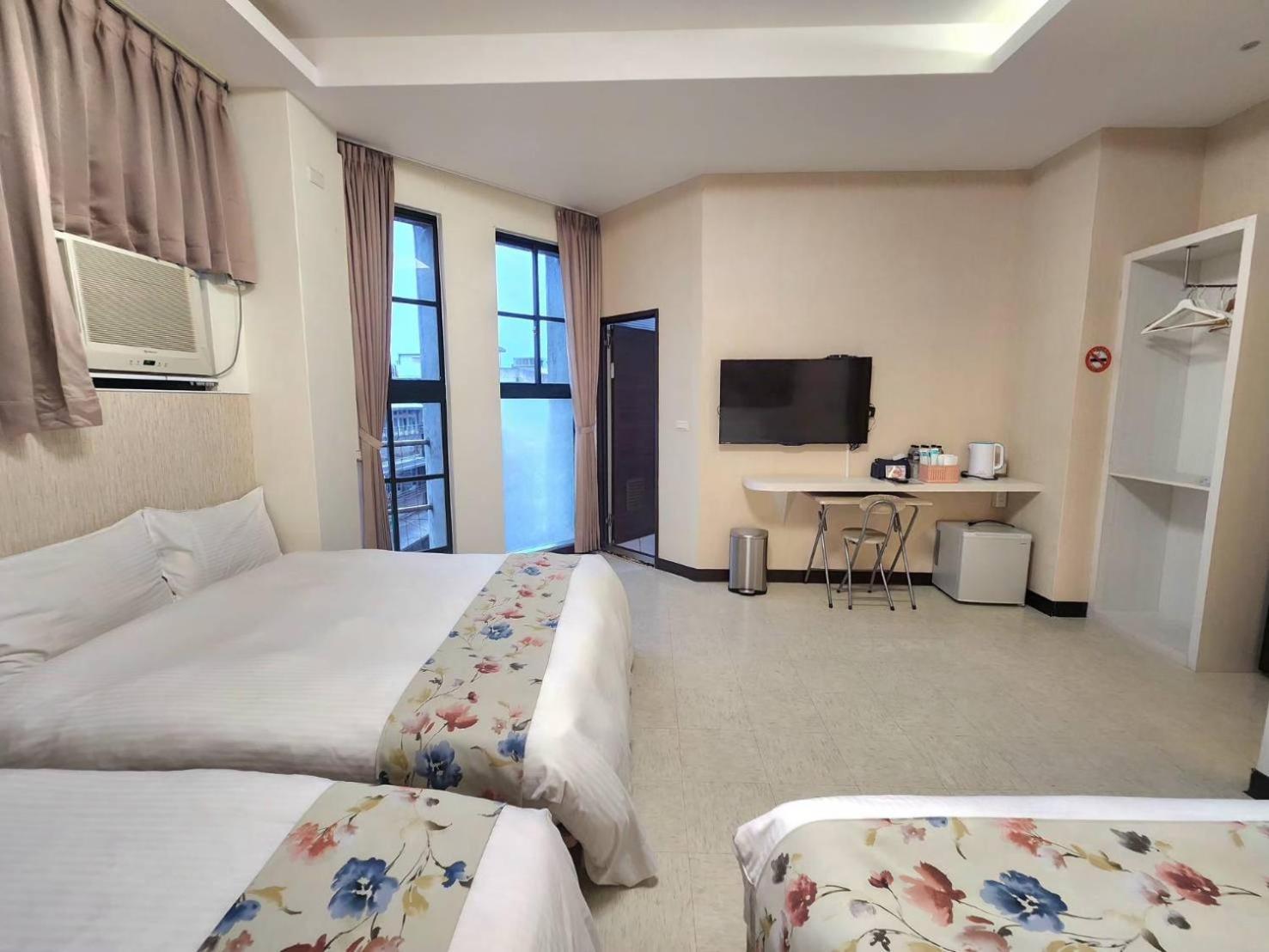 Jia-Jia Business Hotel Luodong Luaran gambar
