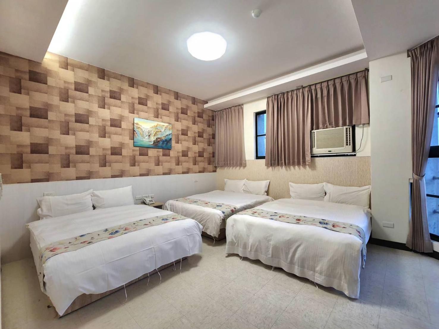 Jia-Jia Business Hotel Luodong Luaran gambar